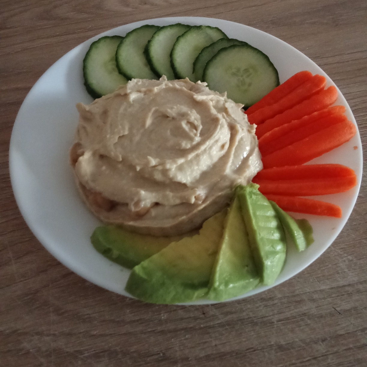 Entrée saine avec houmous et légumes frais Festi Douceurs à Villefranche-de-Lauragais,